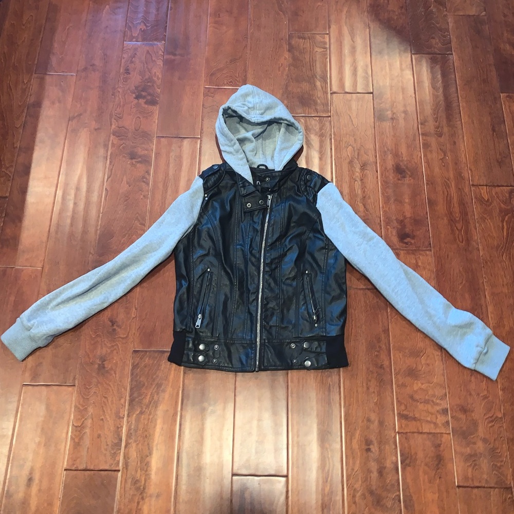 Leather jacket w/sweater hoodie